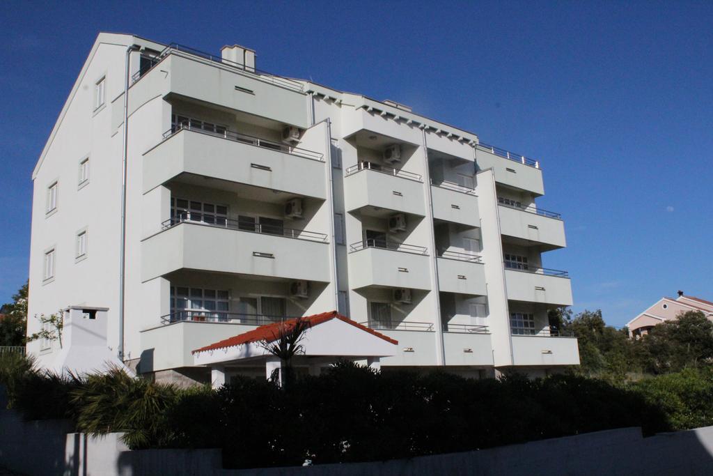 Villa Laurus Kožino エクステリア 写真